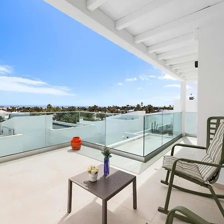 Semesterbostad Miranda Al Mar Jacuzzi Privado Frente Al Mar By Bayside Costa Teguise